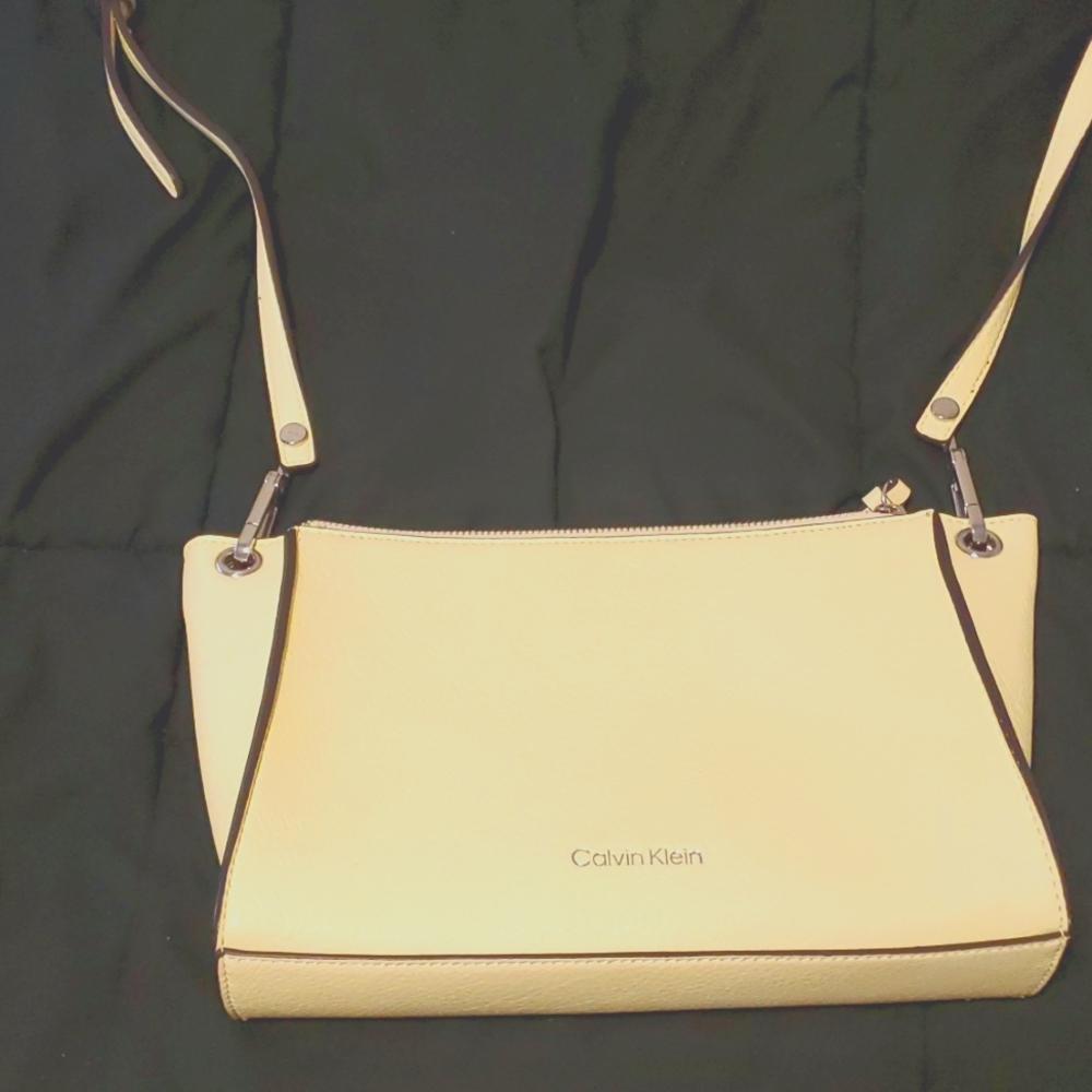 Calvin Klein Crossbody purse